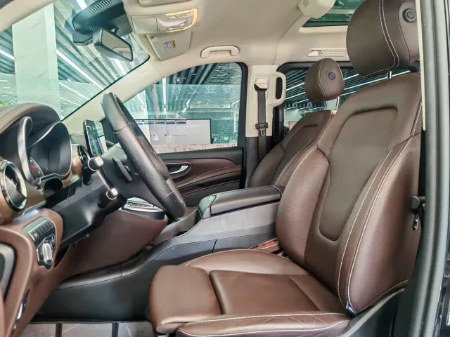 Mercedes-Benz V-Class — Фото автомобиля 4