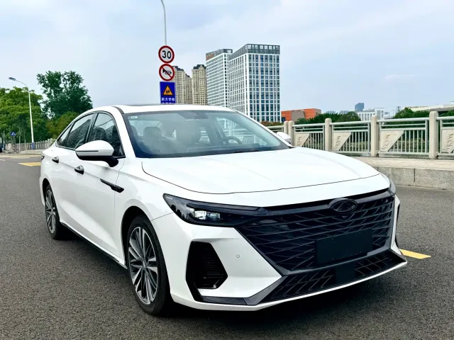 Chery Arrizo 8 — Фото автомобиля 3
