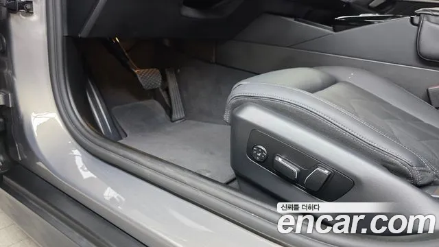 BMW 5-Series — Фото автомобиля 28