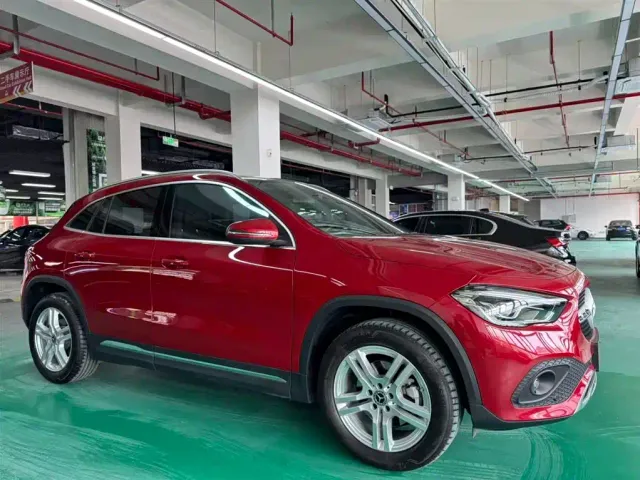 Mercedes-Benz GLA-Class — Фото автомобиля 3
