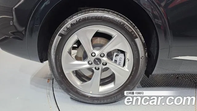 Genesis GV70 2.5T Бензин AWD — Фото автомобиля 19