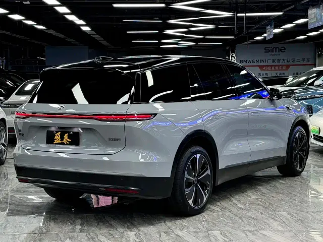 Nio ES8 — Фото автомобиля 7