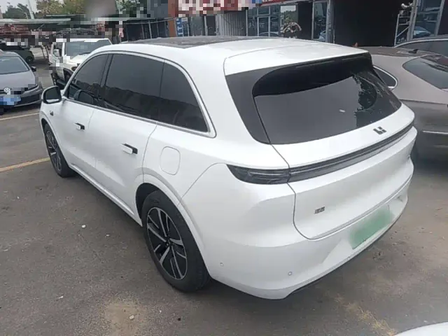 Li Auto Li Auto L6 2024 Pro — Фото автомобиля 4