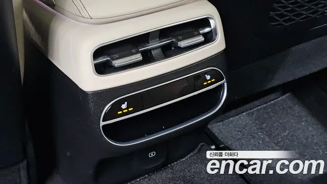 Genesis GV70 — Фото автомобиля 29