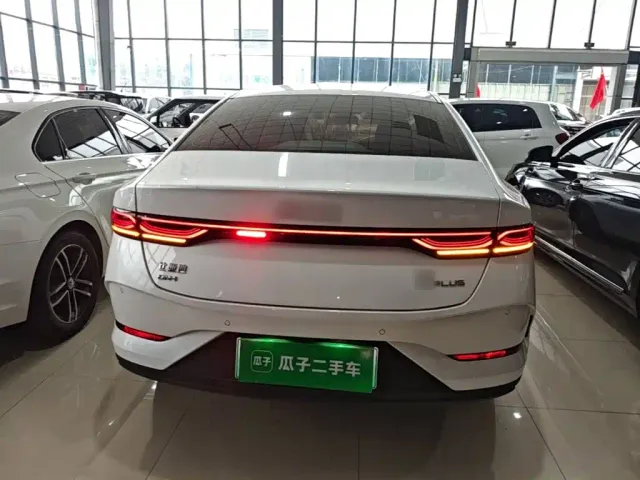 BYD Qin PLUS — Фото автомобиля 5
