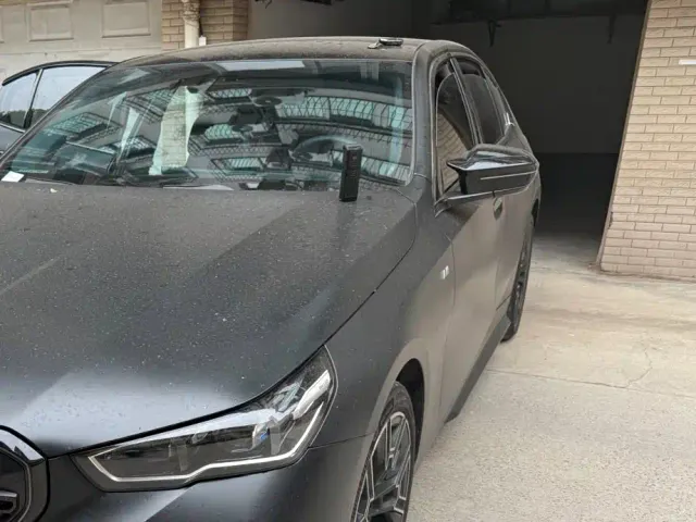 BMW 5 Series — Фото автомобиля 2