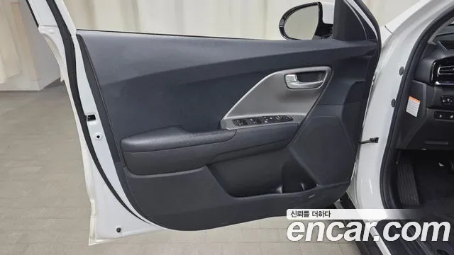 Kia Niro Niro Plus Earth — Фото автомобиля 6