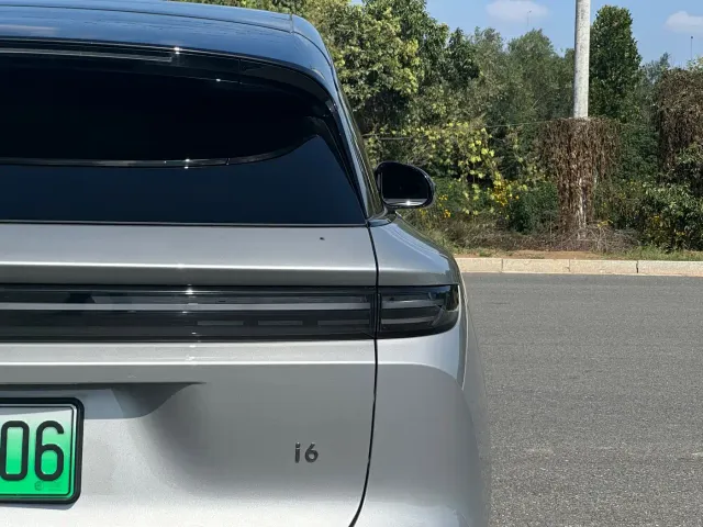 Li Auto i6 — Фото автомобиля 28