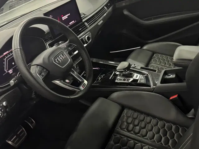 Audi RS 4 — Фото автомобиля 10