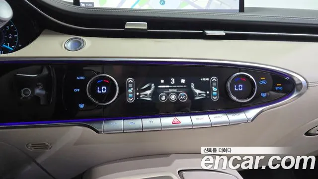 Genesis GV70 — Фото автомобиля 29