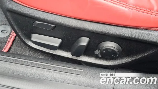 Genesis G70 Новый G70 Бензин 3.3T 2WD — Фото автомобиля 27