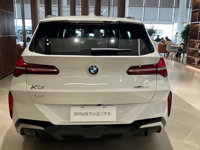 BMW X3 — Фото автомобиля 3