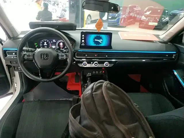 Honda Civic — Фото автомобиля 9