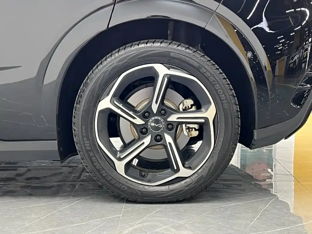 BYD Seal 06GT 2025 505 Wave Plus Edition — Фото автомобиля 25