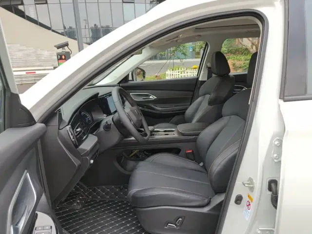 Changan X7 Plus — Фото автомобиля 14