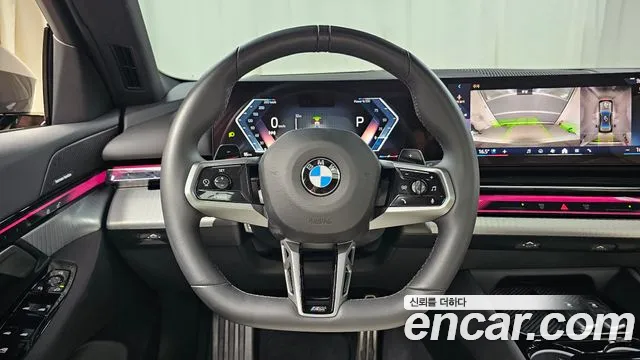 BMW 5 Series G60 — Фото автомобиля 19