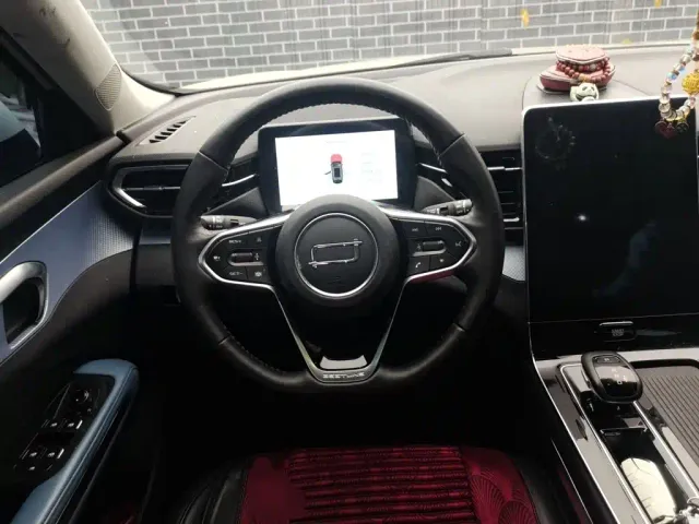 Bestune T90 — Фото автомобиля 11