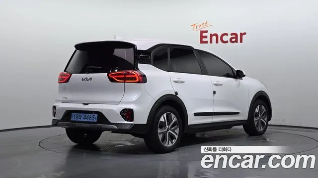 Kia Niro Niro Plus Earth — Фото автомобиля 2