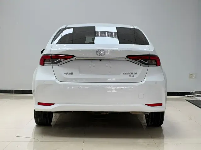 Toyota Corolla — Фото автомобиля 5