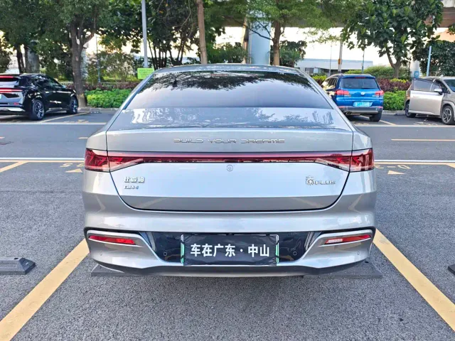 BYD Qin PLUS — Фото автомобиля 27