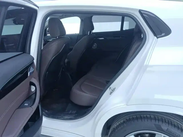 BMW X2 — Фото автомобиля 11