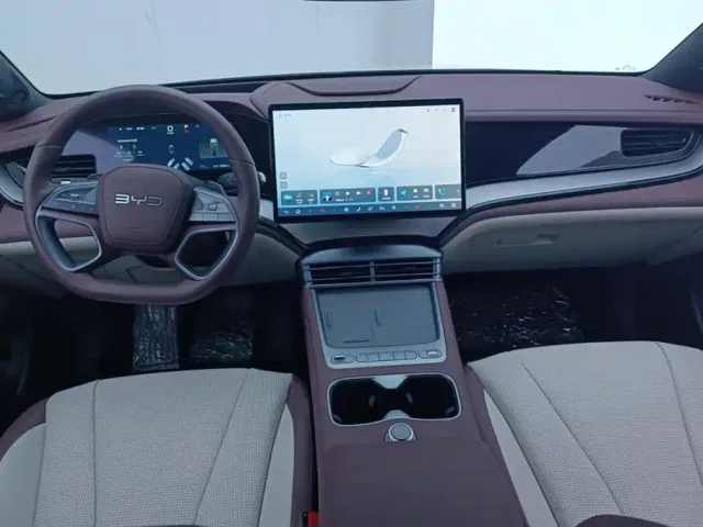 BYD Seal 07 DM-i — Фото автомобиля 12