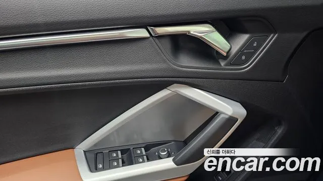 Audi Q3 35 TDI quattro Premium — Фото автомобиля 29