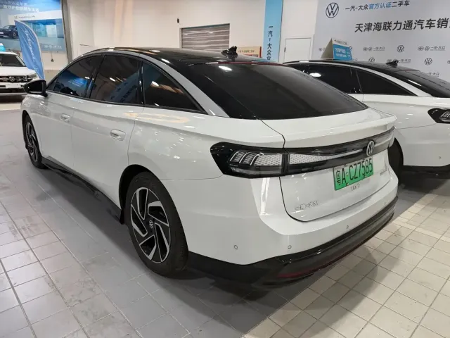 Volkswagen ID.7 Vizzion — Фото автомобиля 9