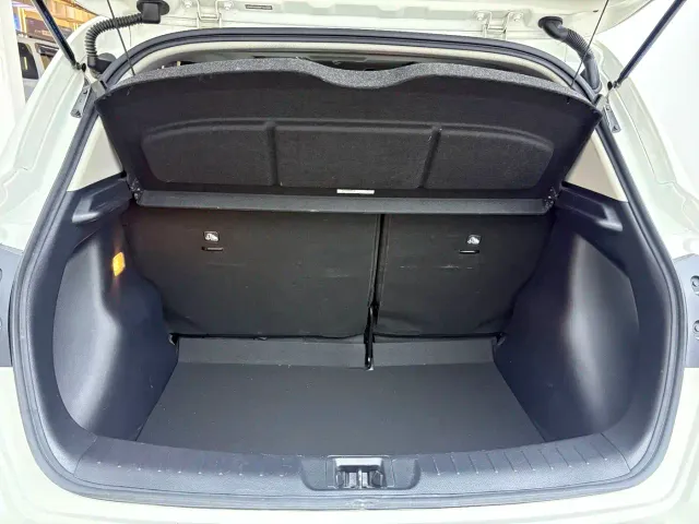 Nissan Tiida — Фото автомобиля 11