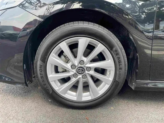 Toyota Camry — Фото автомобиля 24