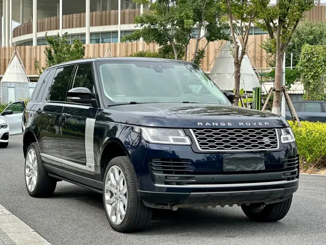Land Rover Range Rover — Фото автомобиля 3