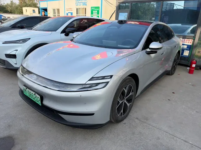 Фотография автомобиля — Changan Qiyuan A06