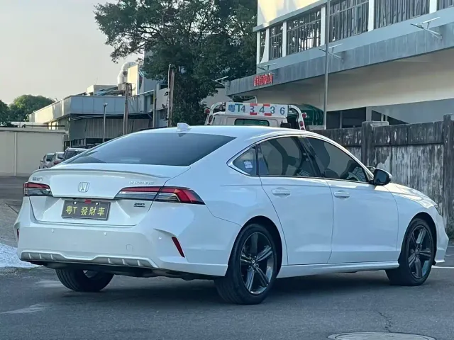 Honda Inspire — Фото автомобиля 9