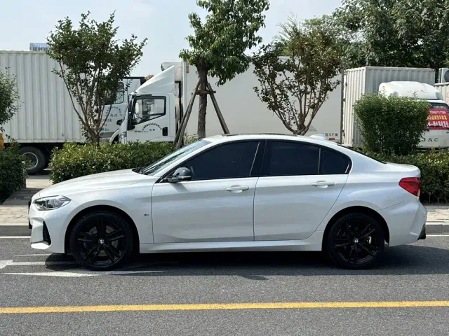 BMW 1 Series — Фото автомобиля 5