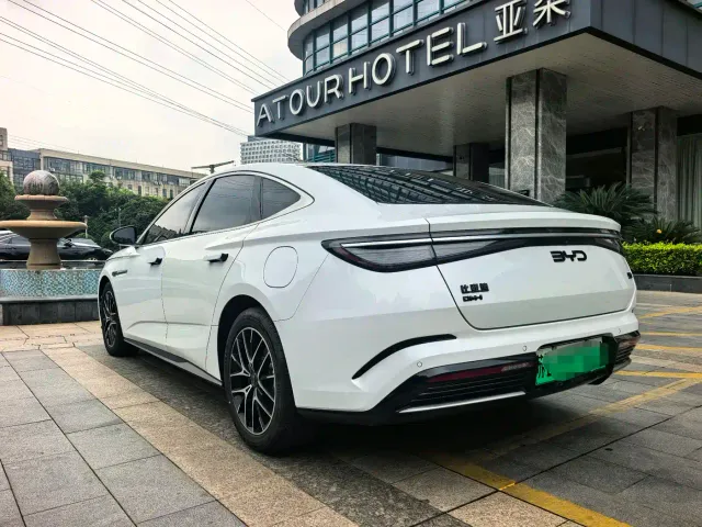 BYD Seal — Фото автомобиля 12