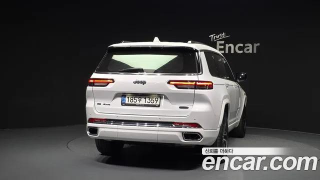 Jeep Cherokee Grand Cherokee(WL) L 3.6 Overland — Фото автомобиля 4