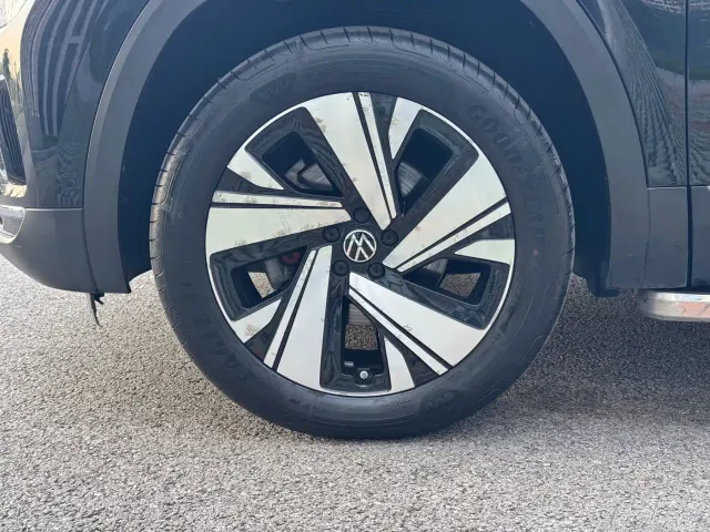 Volkswagen Teramont — Фото автомобиля 12