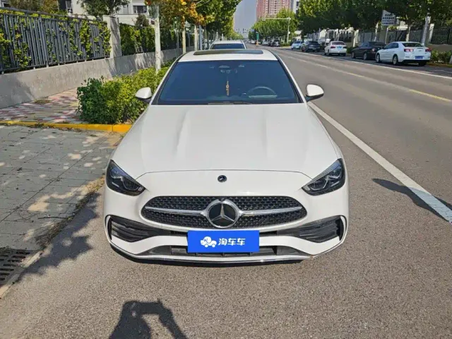 Mercedes-Benz C-Class — Фото автомобиля 2