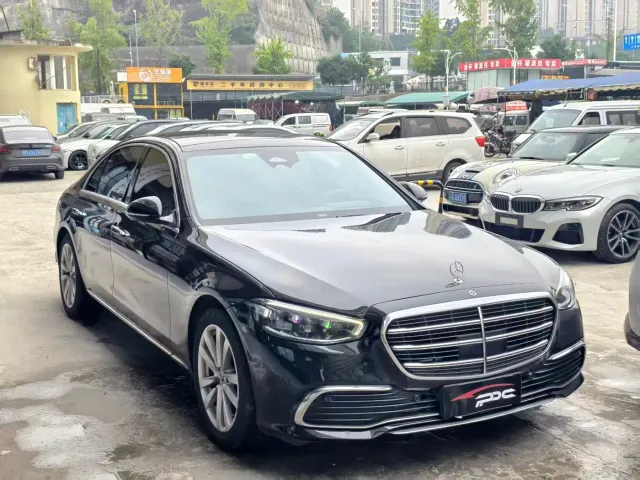 Mercedes-Benz S-Class — Фото автомобиля 3