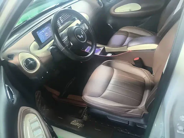 Wuling Bingo — Фото автомобиля 14