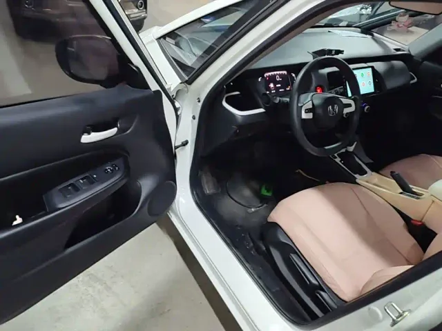 Honda Fit — Фото автомобиля 15