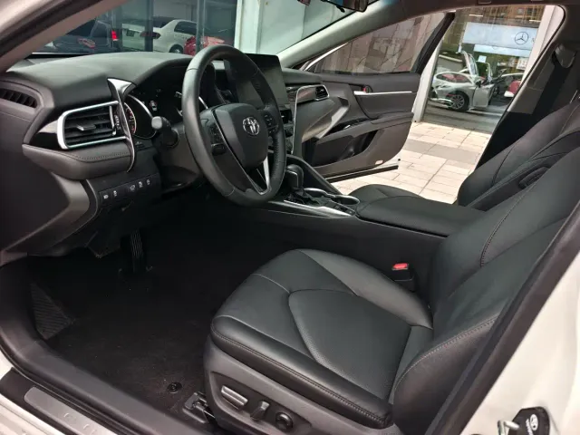 Toyota Camry — Фото автомобиля 16