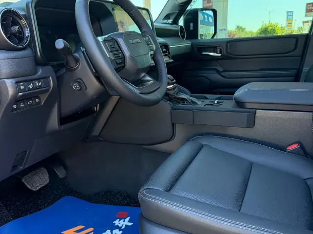 Toyota Prado — Фото автомобиля 10