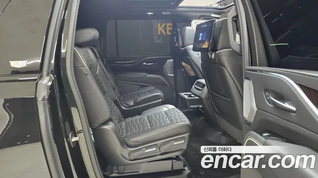 Cadillac Escalade Escalade 5 поколение — Фото автомобиля 9
