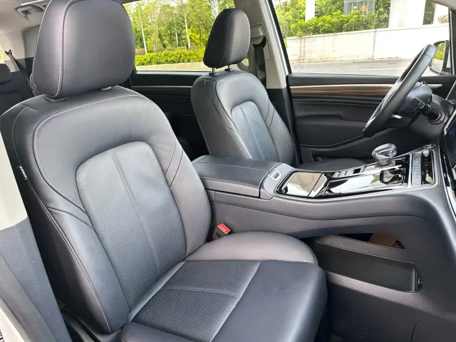 GAC Trumpchi M8 — Фото автомобиля 17
