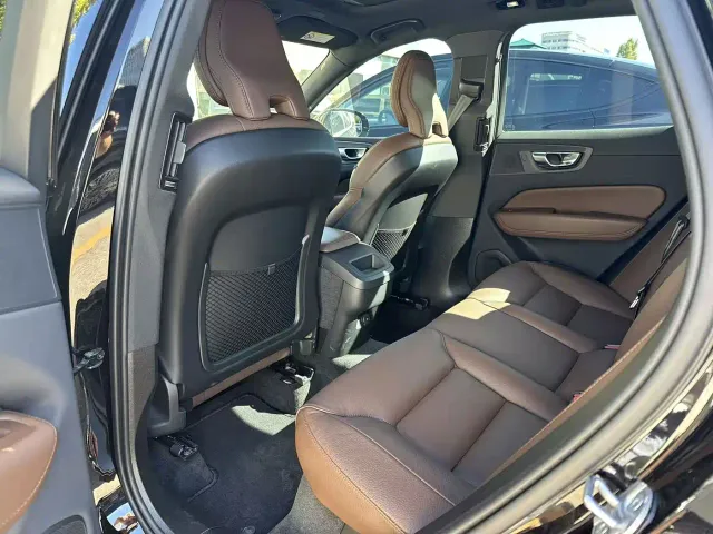 Volvo XC60 — Фото автомобиля 13