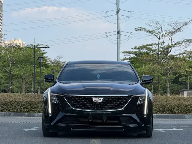 Cadillac CT5 — Фото автомобиля 3
