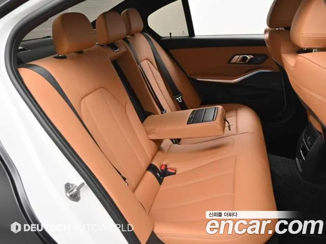 BMW 3 Series — Фото автомобиля 12
