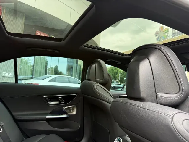 Mercedes-Benz C-Class — Фото автомобиля 11