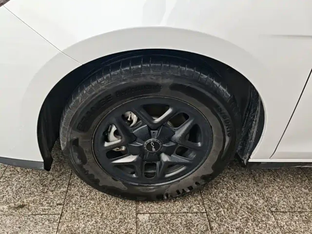 BYD Seal 05 DM-i — Фото автомобиля 22